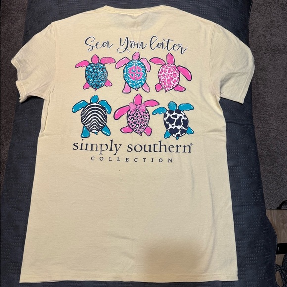 Simply Southern T-Shirt - Picture 1 of 4